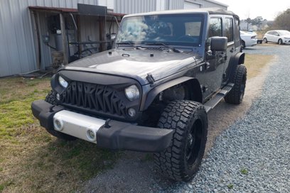 Used 2014 Jeep Wrangler Unlimited Sahara w/ Connectivity Group
