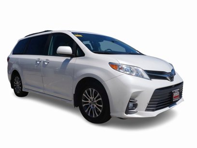 Used 2019 Toyota Sienna XLE