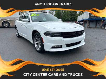 Used 2016 Dodge Charger SXT