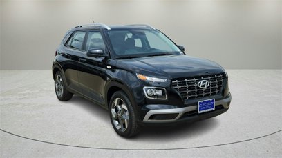 New 2025 Hyundai Venue SEL