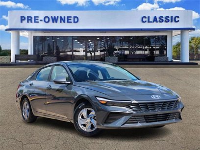Used 2024 Hyundai Elantra SE