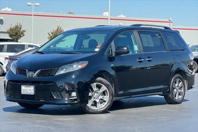 Certified 2020 Toyota Sienna SE