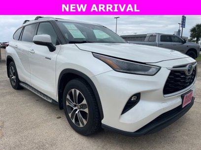 Used 2021 Toyota Highlander XLE