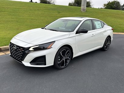 New 2025 Nissan Altima 2.5 SR