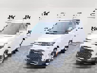 Used 2023 Kia Soul LX w/ Option Group 015