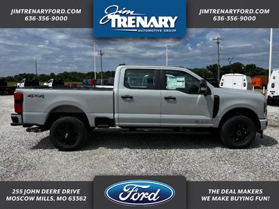 New 2025 Ford F250 4x4 Crew Cab Super Duty