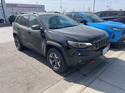 Used 2019 Jeep Cherokee Trailhawk