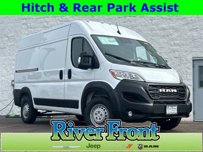 New 2024 RAM ProMaster 2500 w/ Convenience Group