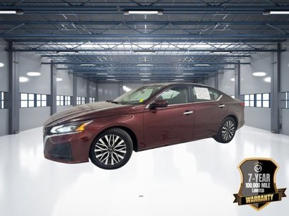 Used 2023 Nissan Altima 2.5 SV