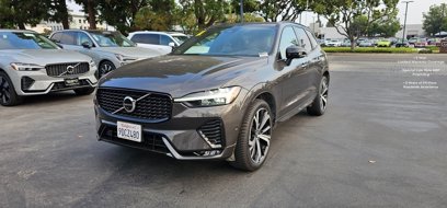 Used 2022 Volvo XC60 B5 R-Design w/ Advanced Package