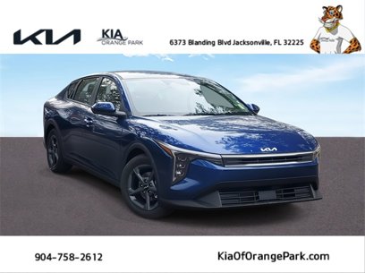 New 2025 Kia K4 LXS