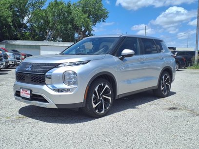 Used 2023 Mitsubishi Outlander 4WD Plug-In Hybrid