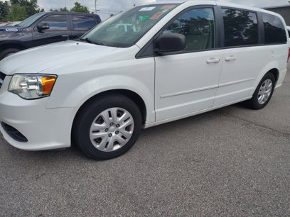Used 2016 Dodge Grand Caravan SE w/ Quick Order Package 29E SE