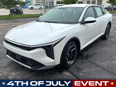 New 2025 Kia K4 EX