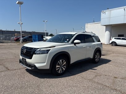 Used 2022 Nissan Pathfinder SL