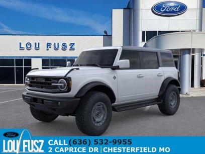 New 2025 Ford Bronco Outer Banks w/ Sasquatch Package