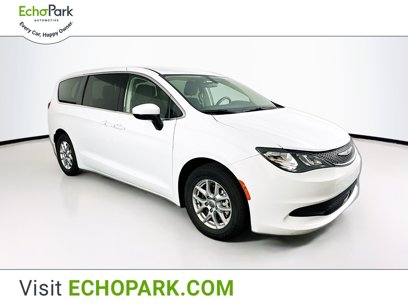 Used 2022 Chrysler Voyager LX