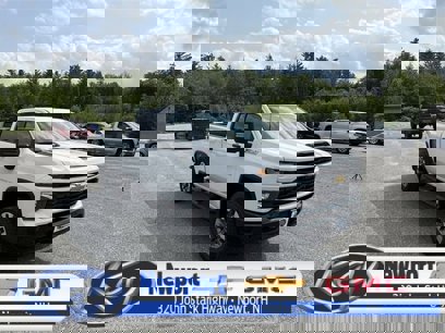 New 2025 Chevrolet Silverado 2500 Custom w/ Custom Value Package