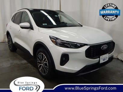 New 2025 Ford Escape SE w/ PHEV Premium Package