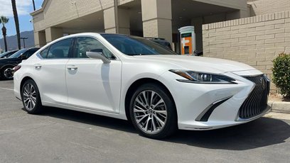 Used 2021 Lexus ES 350 w/ Premium Package