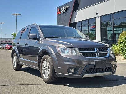 Used 2014 Dodge Journey SXT w/ Flexible Seating Group