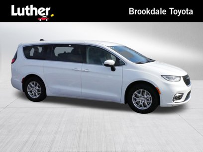 Used 2023 Chrysler Pacifica Touring-L