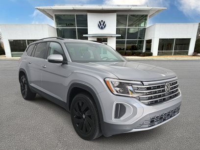 Certified 2024 Volkswagen Atlas SE w/ Black Wheel Package