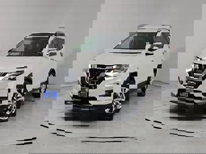 Used 2018 Nissan Rogue SV