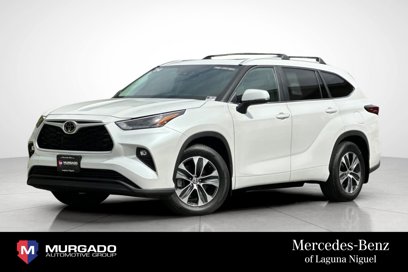 Used 2024 Toyota Highlander FWD