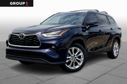 Used 2023 Toyota Highlander Limited