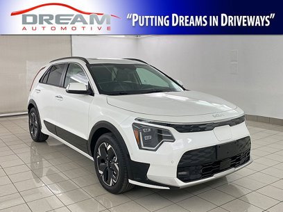 New 2023 Kia Niro Wave w/ Wave Preserve Package