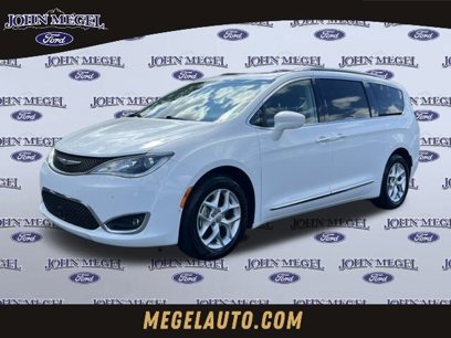Used 2020 Chrysler Pacifica Touring-L Plus w/ Tire & Wheel Group