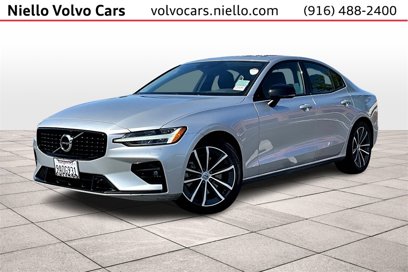 Used 2022 Volvo S60 B5 Momentum w/ Premium Package