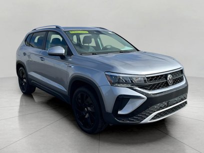 New 2024 Volkswagen Taos SE