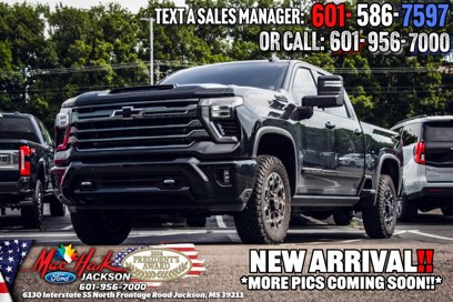 Used 2024 Chevrolet Silverado 2500 High Country w/ Midnight Edition