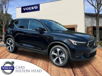 New 2025 Volvo XC40 B5 Core w/ Protection Package Premier