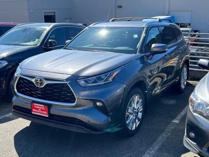 Certified 2022 Toyota Highlander Limited