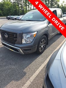 Used 2023 Nissan Titan SV w/ SV Convenience Package