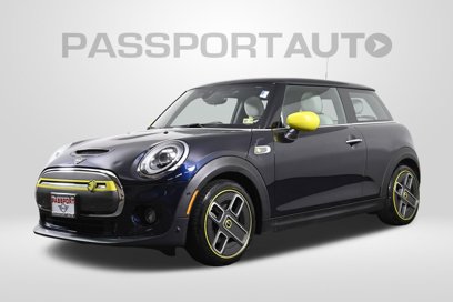 Used 2021 MINI Cooper SE w/ 8.8" Touchscreen Nav Package