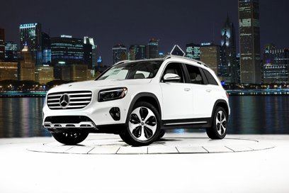 New 2025 Mercedes-Benz GLB 250 4MATIC