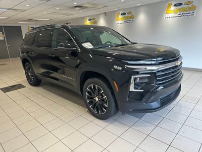 New 2025 Chevrolet Traverse LT w/ Enhanced Driving Package