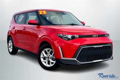 Used 2023 Kia Soul LX w/ LX Technology Package
