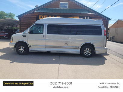 Used 2009 GMC Savana 2500 Extended w/ Preferred Equipment Group