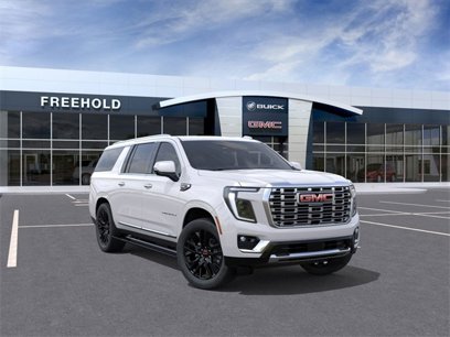 New 2025 GMC Yukon XL Denali w/ Sun & Power Step Package