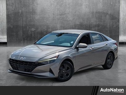 Used 2022 Hyundai Elantra SEL w/ Convenience Package