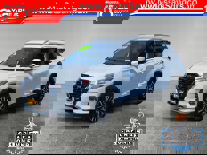 Used 2021 Nissan Kicks SV