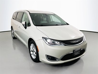 Used 2017 Chrysler Pacifica Touring Plus w/ Tire & Wheel Group