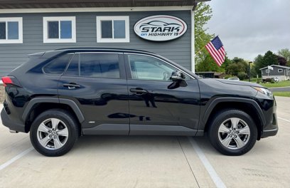 Used 2022 Toyota RAV4 XLE