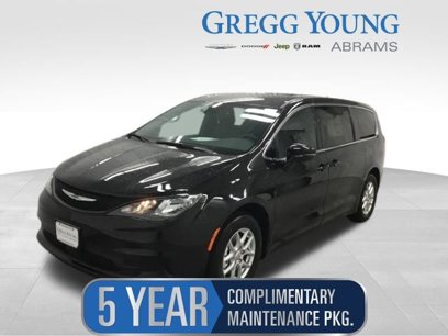 New 2025 Chrysler Voyager LX