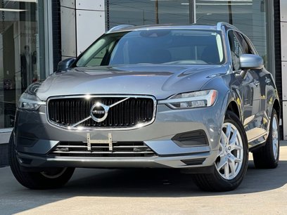 Used 2018 Volvo XC60 T5 Momentum w/ Vision Package